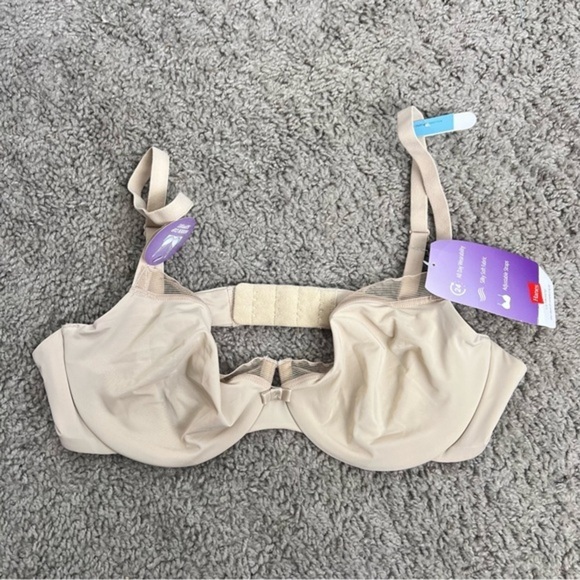 Hanes Ultimate Silky Smooth Comfort Underwire Bra Skin Nude 34C Unlined - Picture 1 of 3
